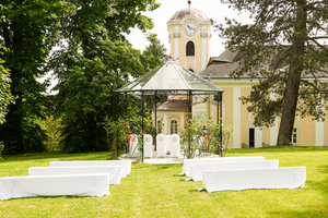 Heiraten im Schlossgarten Rosenau